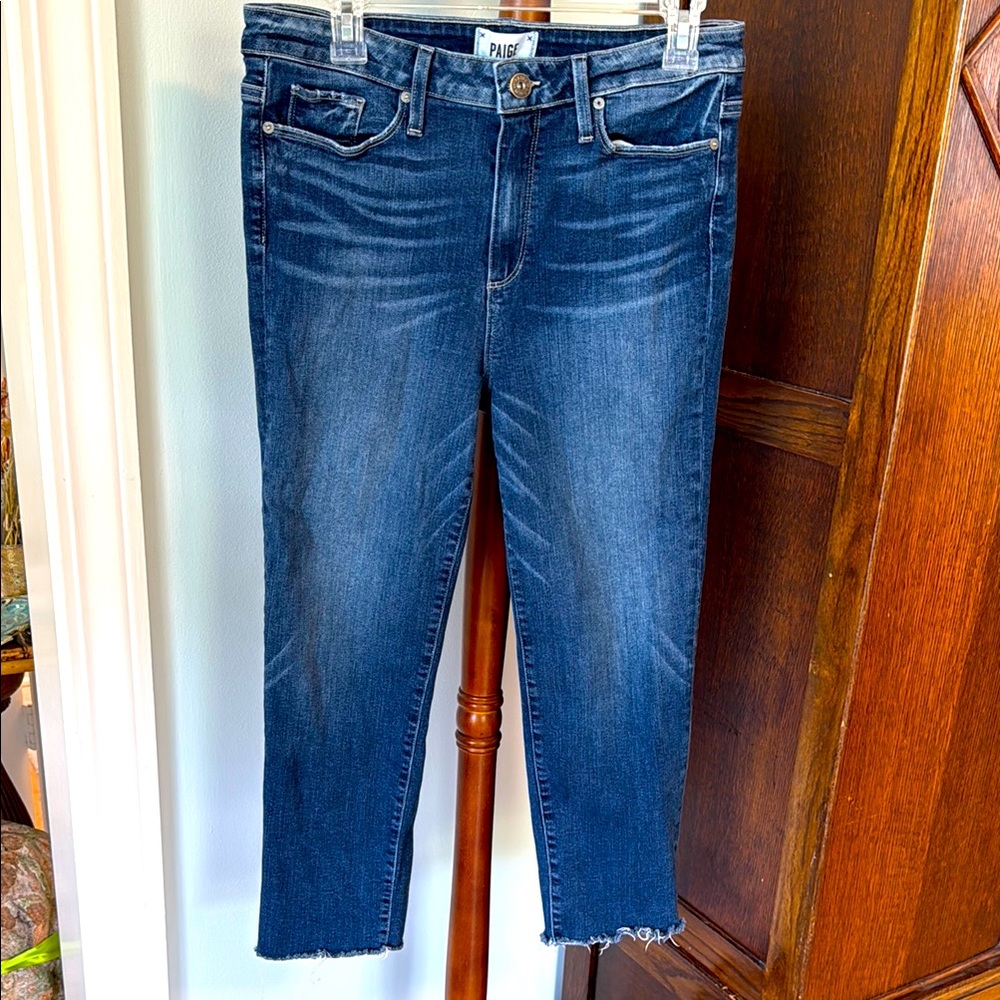 PAIGE Blue Hoxton Straight Crop Jeans with Subtle Fading size 31